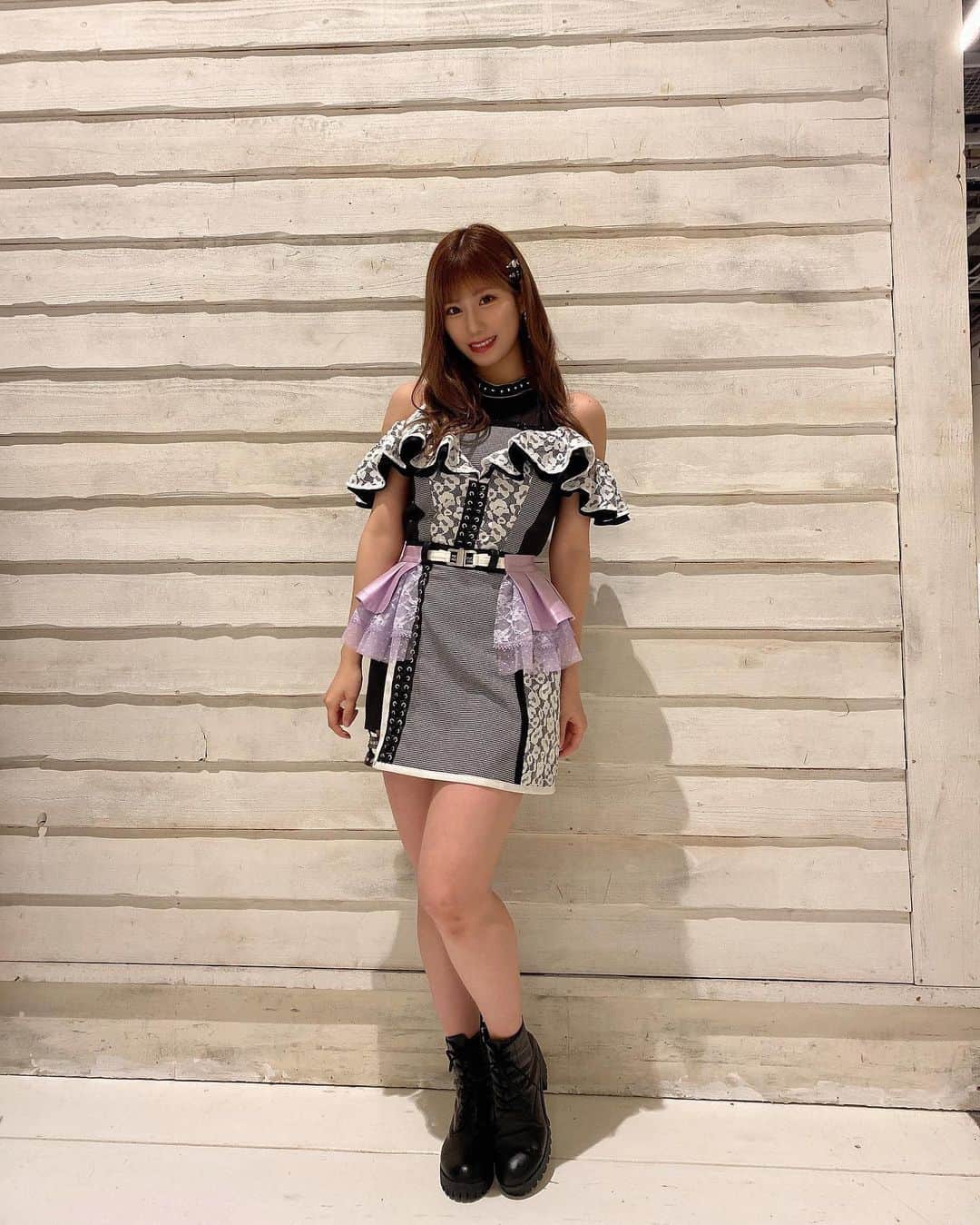 石田優美さんのインスタグラム写真 - (石田優美Instagram)「ポージング💜  #nmb48 #新衣装 #衣装 #可愛い #💜」11月23日 21時42分 - yu_mi_1012