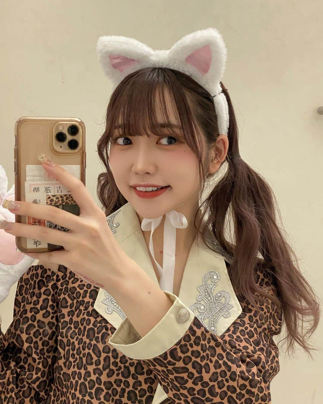 戸田ころね さんのインスタグラム写真 - (戸田ころね Instagram)「ころにゃん😸  #ハロウィン #ハロウィンコスプレ  #ハロウィンプリ  #ハロウィンパーティー  #猫 #猫コスプレ  #動物コスプレ  #コスプレ #ヒョウ柄 #ヒョウ柄コーデ  #ヒョウ柄スカート  #猫耳 #アイドル #ツインテール #ニーハイ #白ニーハイ #衣装 #衣装製作」11月23日 22時33分 - toda.corone