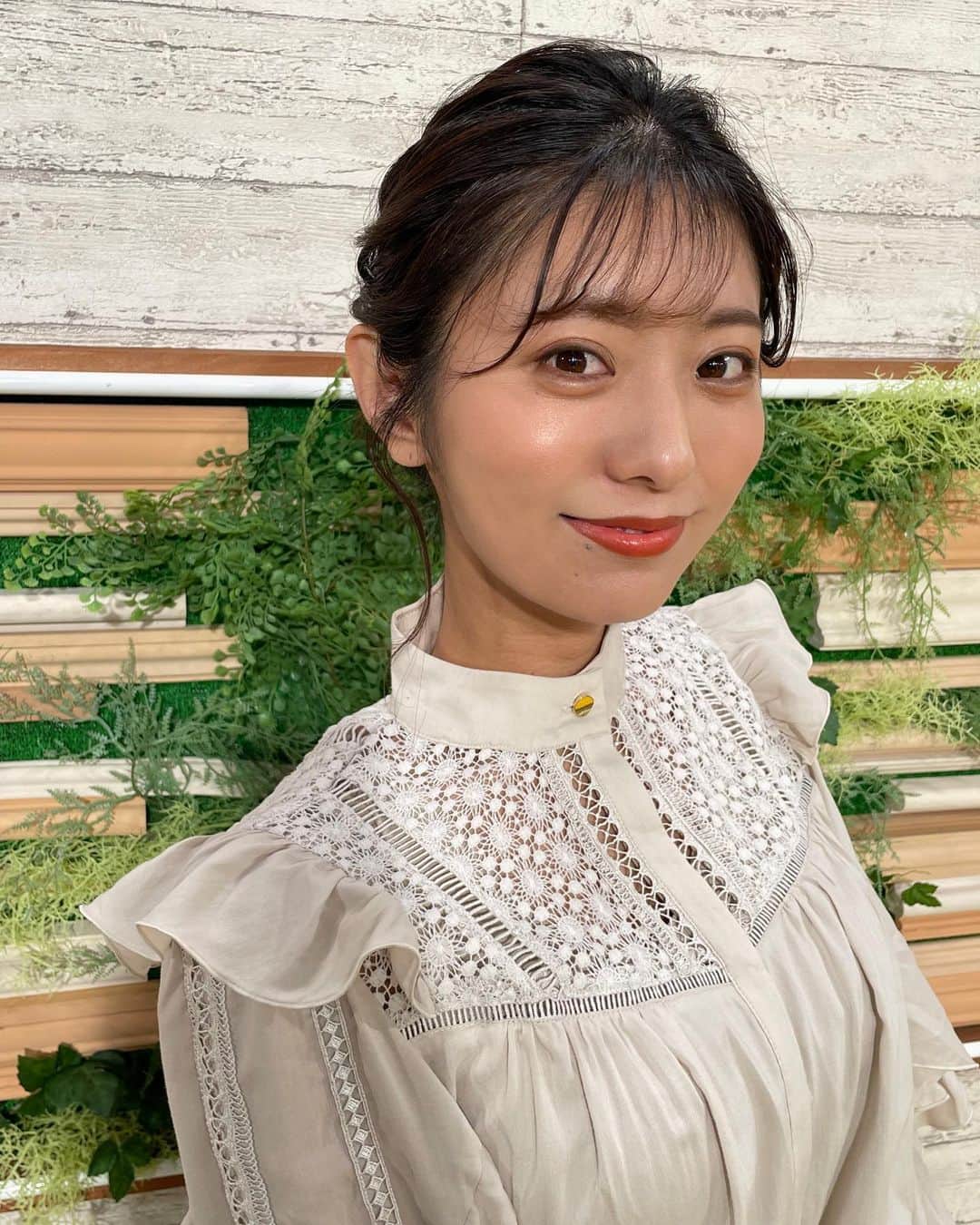 白戸ゆめのさんのインスタグラム写真 - (白戸ゆめのInstagram)「👗  #モニフラ #東京インフォメーション #衣装」11月25日 14時53分 - yumeno.s_
