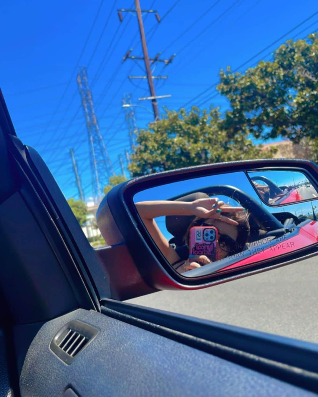 王林さんのインスタグラム写真 - (王林Instagram)「🌴🚗🇺🇸 寒いから、もう寒いから、夏ぽい投稿しとかなきゃ！！！！ 一年がおわっちゃうぅぅう って毎年12月手前になる😂 ロスの思い出投稿🇺🇸💚  #la #LosAngeles #summer」11月26日 12時37分 - ourin_ringoooo