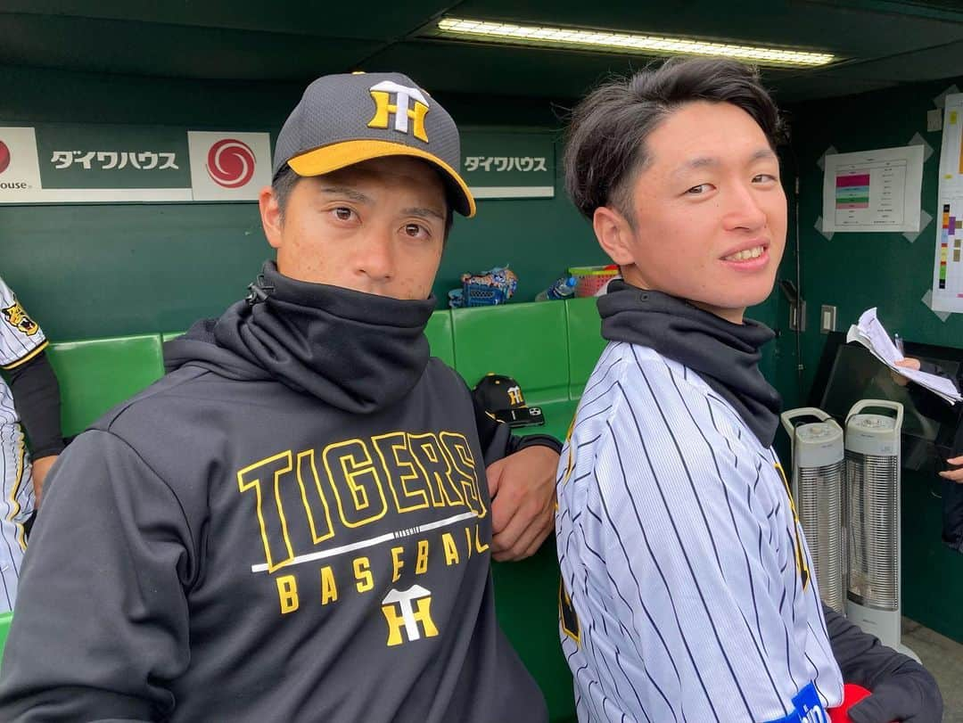 阪神タイガースさんのインスタグラム写真 - (阪神タイガースInstagram)「3年ぶりに甲子園球場でファンのみなさんの前で開催した#ファン感謝デー ！選手たちのリラックスした表情をお届けします①！ #ファン感謝デー2022  #阪神タイガース」11月26日 18時51分 - hanshintigers_official