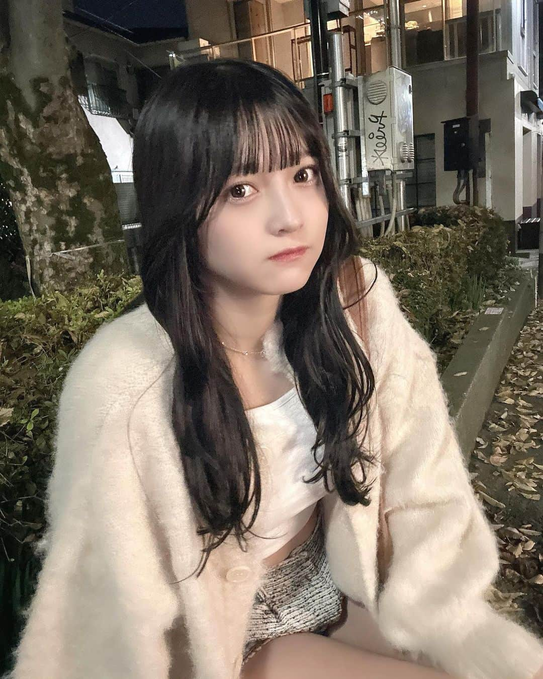 黒嵜菜々子さんのインスタグラム写真 - (黒嵜菜々子Instagram)「暗くした✌️」11月26日 20時54分 - kurosaki0516