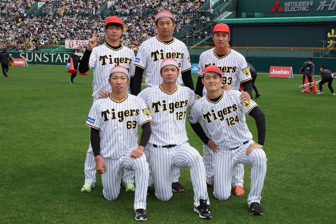 阪神タイガースさんのインスタグラム写真 - (阪神タイガースInstagram)「本日の#ファン感謝デー の様子②です！ #ファン感謝デー2022  #阪神タイガース」11月26日 23時10分 - hanshintigers_official
