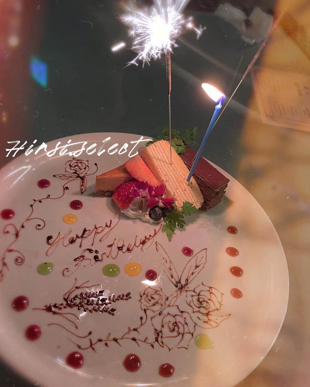 西原愛夏さんのインスタグラム写真 - (西原愛夏Instagram)「沢山誕生日お祝いしてもらいました😿💓  しあわせです、、😿💓  ✧*̣̩⋆̩ｰｰｰｰｰｰｰｰｰｰｰｰｰｰｰ最新告知ｰｰｰｰｰｰｰｰｰｰｰｰｰｰｰｰｰｰｰｰｰｰ✧*̣̩⋆̩☽  【11月】  ✩.YouTube  毎週（火）(金) ぐらごる更新中⛳️  7 AbemaTV ミッドナイト競輪 12 ミッドナイト競輪 13 四日市 競輪 最終日 10~12R Twitterにて予想動画アップ 23 AbemaTV ミッドナイト競輪 26 朗読劇『ゆびさきパレット〜少女サロンにノックの音が〜』in 大塚シアター 27 朗読劇『ゆびさきパレット〜少女サロンにノックの音が〜』in 大塚シアター  ✧*̣̩⋆̩☽⋆ｰｰｰｰｰｰｰｰｰｰｰｰｰその他ｰｰｰｰｰｰｰｰｰｰｰｰｰｰｰｰｰｰｰｰｰｰ✧*̣̩⋆̩☽⋆゜  🥀アパレルブランド M collection R (@m.collection2020 ) 👙エレアリーナイトブラモデル ♥ オフィシャルファンクラブ 月額750円 💕LINEスタンプ『歯科衛生士アイドル西原愛夏』発売中 📸YouTube ｢まなかちゃんねる｣  📷YouTube「ゴルフとコーチと私」 🕊Twitter＆TikTokやってます✨  ✧*̣̩⋆̩☽⋆ｰｰｰｰｰｰｰｰｰｰｰｰｰｰｰｰｰｰｰｰｰｰｰｰｰｰｰｰｰｰｰｰｰｰｰｰ✧*̣̩⋆̩☽⋆゜  #西原愛夏#歯科衛生士#現役歯科衛生士  #歯科衛生士タレント#歯科#白衣#タレント#グラビア#アイドル#女優#コスプレ#Cosplay#talent#Japaneseidol #japanesegirl#dentalhygienist #탤런트#아이돌 #치과위생사 #치과 #日本女星#天赋#偶像#アパレルブランド#アパレルオーナー#McollectionR#プロデュースブランド」11月27日 20時46分 - manakanishihara