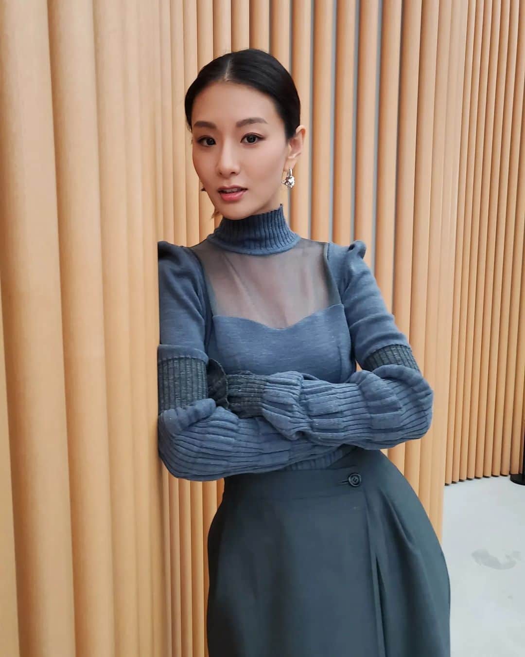 玄里さんのインスタグラム写真 - (玄里Instagram)「@25ansjp   💋: @yusukesaeki  👠: @koseidmatsuda  boss bitch vibes 😎  I was talking about sustainability in every day life on @25ansjp magazine of January 2023 issue.  #ヴァンサンカン1月号」11月29日 9時06分 - hyunri__official