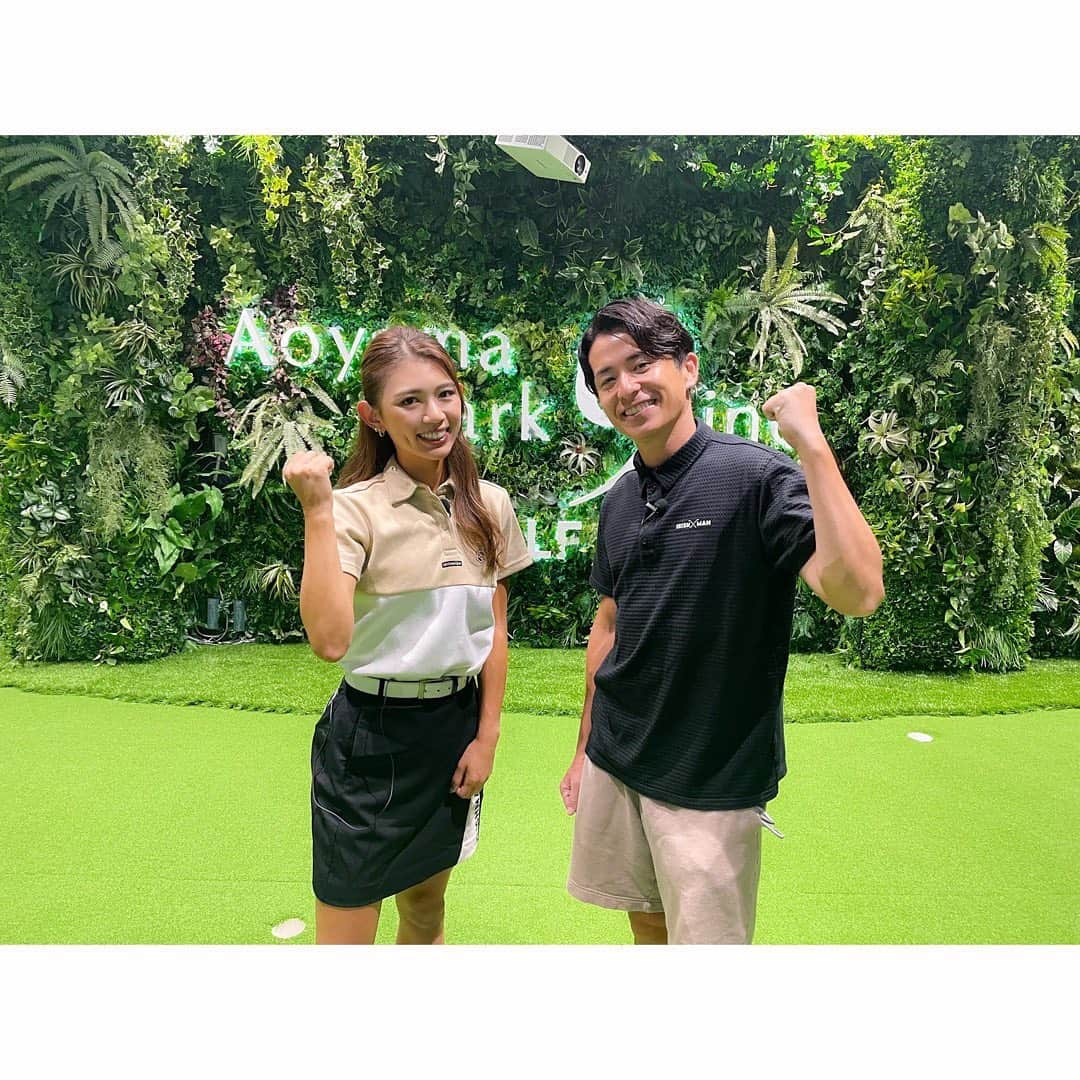 坪井ミサトさんのインスタグラム写真 - (坪井ミサトInstagram)「⛳️告知⛳️  なんと！！ YouTube 【楽天GOLFチャンネル】に出演しています✨ 公開が少し前でご報告遅くなりました💦  藤森慎吾さんと 日本最大級インドアゴルフ練習場 『Aoyama Park 9ine』の施設を体験しました！  グリーンの傾斜角度を自由自在に変更できる パター練習があったり、 タイガーウッズの自宅にある シミュレーションルーム "タイガーブース"が再現されていたり… 何時間でもいれそうです。笑  施設紹介や藤森さんとのゴルフ対決が 動画でアップされてますので是非ご覧ください⛳️💖  #golf #ゴルフ #ゴルフ女子 #楽天golfチャンネル #YouTube #aoyama #loun9ine #ゴルフウェア #golfwear」11月29日 17時04分 - misato1030