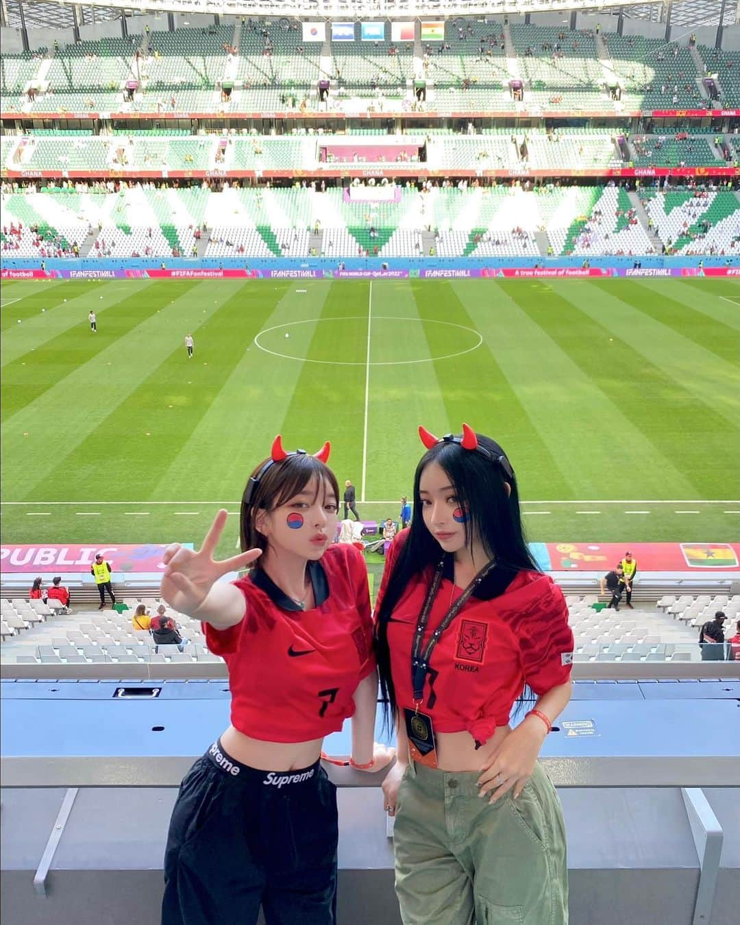 カン・テリさんのインスタグラム写真 - (カン・テリInstagram)「카타르 와서 월드컵 직관도 해보구⚽️너무 재미있었댜✌🏻」11月29日 21時49分 - taeri__taeri