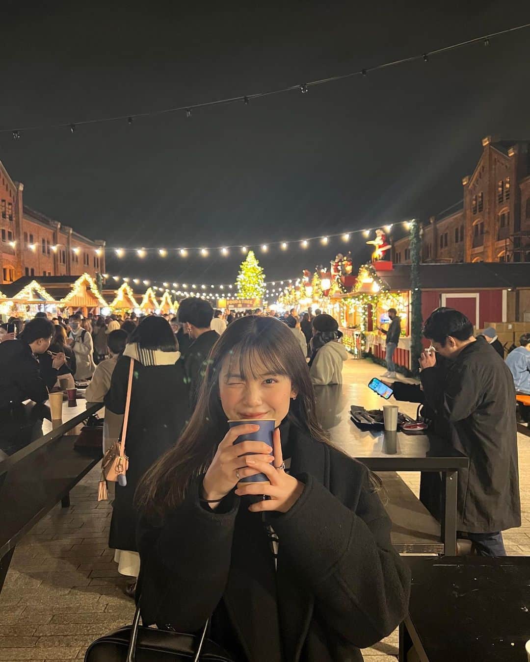 遊馬萌弥さんのインスタグラム写真 - (遊馬萌弥Instagram)「初めてクリスマスマーケット行ったの🥹🎄💖」11月30日 21時39分 - meiya_yuma