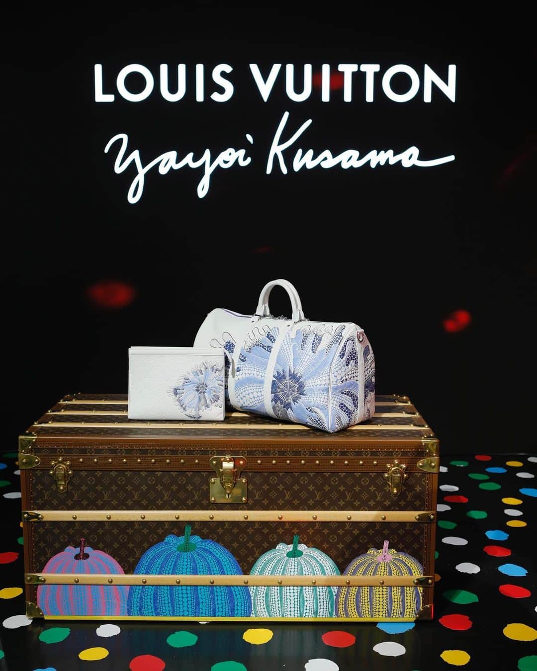 丹羽仁希さんのインスタグラム写真 - (丹羽仁希Instagram)「LOUISVUITTON × YAYOI KUSAMA  New collaboration 💛✨  @LOUISVUITTON  🟢🔴🟡🟣🔵  #LVxYayoiKusama #LouisVuitton #LVFashion」12月1日 20時42分 - __niki22