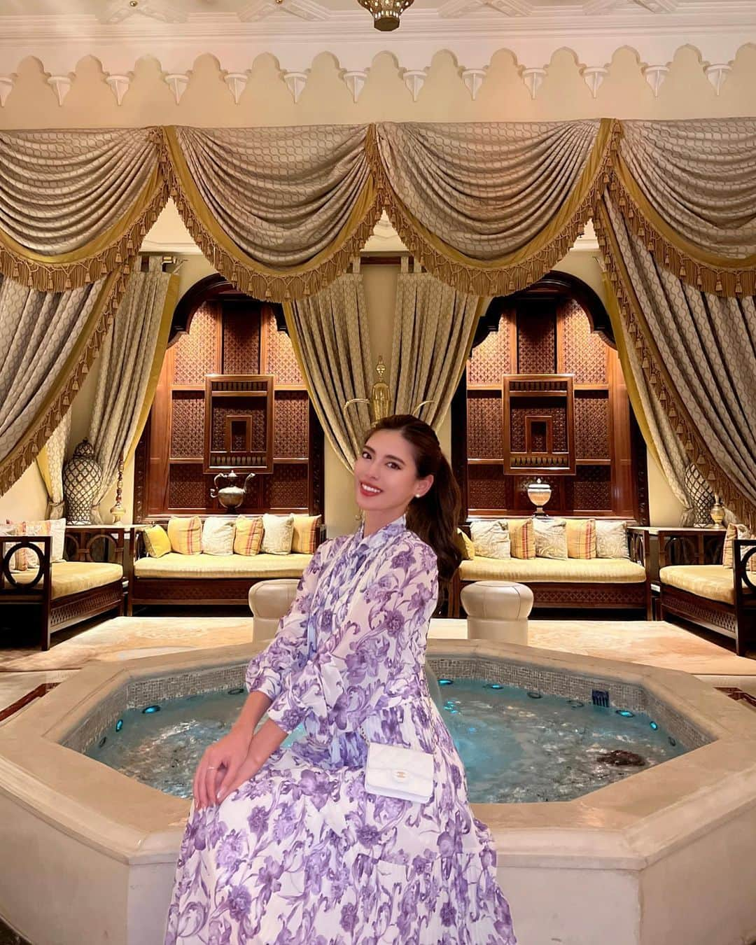 MINAMIさんのインスタグラム写真 - (MINAMIInstagram)「.  JBR🤍 Photo taken by hotel staff  @ritzcarltondubai   .  ドバイも朝と夜が少し肌寒い季節に🤏 ベリンダのワンピースを着たよ💜☺️ @belinda_official_world   .  . . . #instagood  #likeforlike #l4l  #フォロー #tripstagram #makeup  #いいね  #撮影  #インスタ映え  #travel #happy #旅行  #ハーフモデル  #海外旅行好きな人と繋がりたい  #ドバイ #dubai #女子旅 #海外旅行 #ビジョビ  #タビジョ #リッツカールトン #ritzcarlton #uaelife #🇦🇪 #naturalbeauty #ドバイ旅行  #旅スタグラム #ワンピースコーデ #uaelife #belinda #お姉さん」12月1日 21時25分 - 373.mii