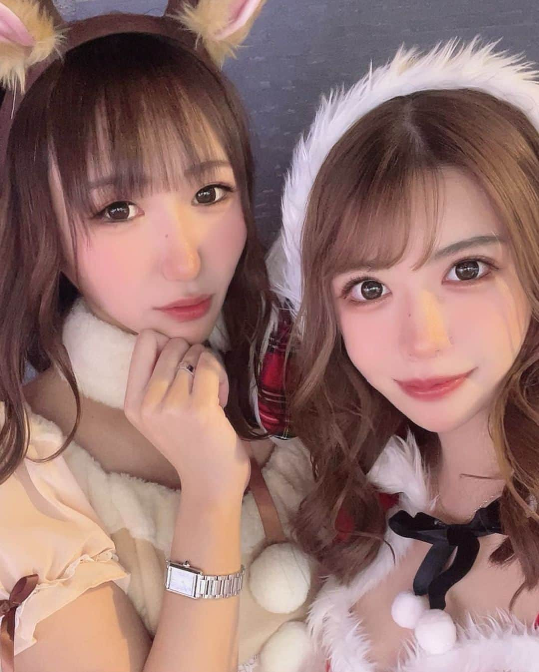 MIKIさんのインスタグラム写真 - (MIKIInstagram)「今日はゴルフウェアじゃないよ🫣😚 もぉすぐクリスマス🎄💝 サンタじゃなくてトナカイだょ🤤 みきの相棒サンタさん、可愛すぎだろー(〃ω〃)💕💕 大好き❤️🤤酒ヤクザ🍶🤣‼️❤️❤️  #クリスマス #くりすます #トナカイ #トナカイコス #トナカイコスプレ #サンタコス #サンタ #サンタコスプレ #かわいい #かわいい女の子と繋がりたい #あざとい系女子 #えろかわいい #あざとい #あざとかわいい #酒やくざ #酒ヤクザ #酒好きな人と繋がりたい #飲兵衛 #お酒好きな人と繋がりたい #お酒好き女子 #ゴルフ #ゴルフ女子 #ごるふ女子 #関西ゴルファー #関西ゴルフ女子 #関西ゴルファーと繋がりたい #関西ゴルフ女子と繋がりたい #ゴルフ女子と繋がりたい #ゴルフ好きな人と繋がりたい」12月2日 10時18分 - mktyy_golf