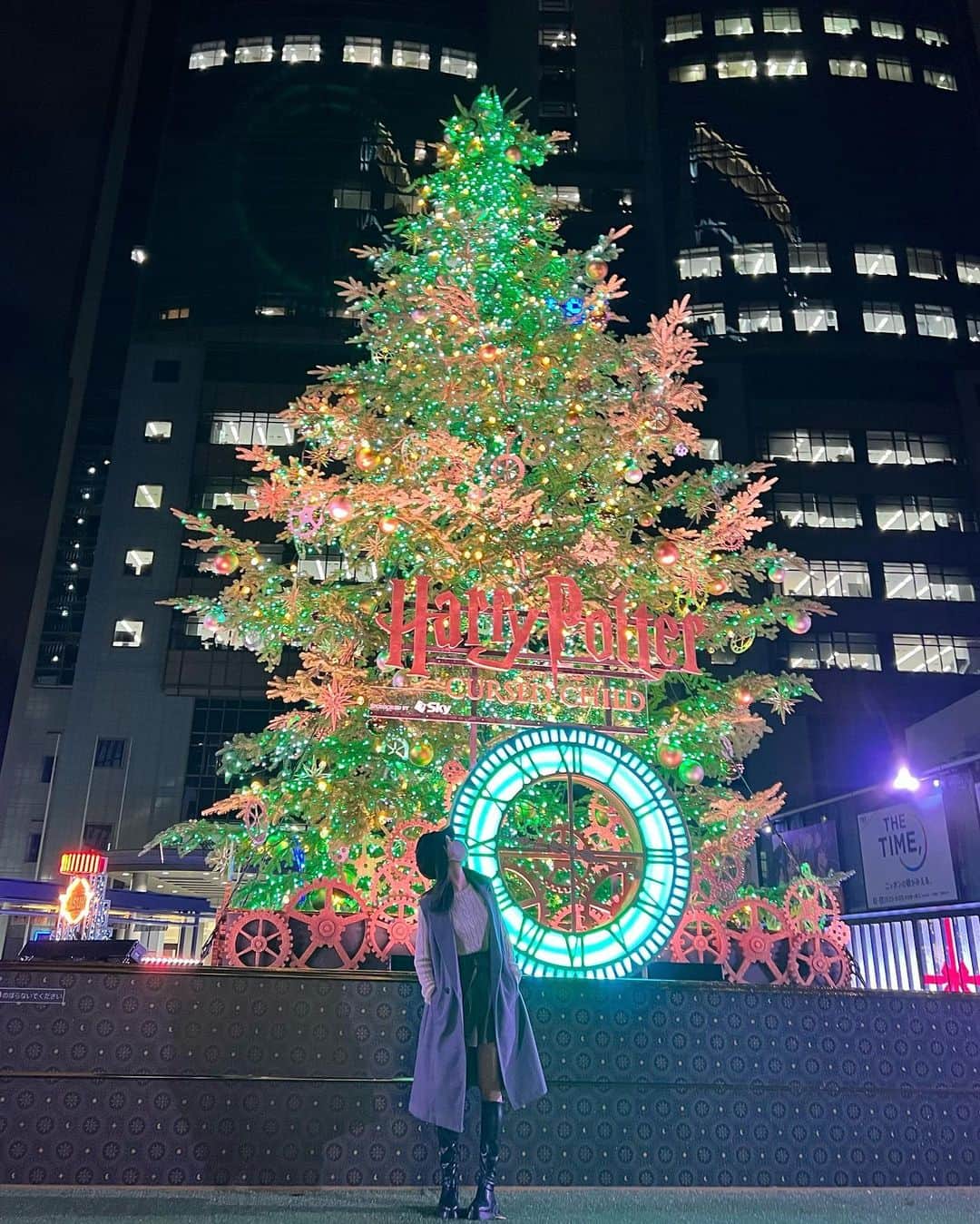 小栗有以さんのインスタグラム写真 - (小栗有以Instagram)「12月🎄💫  イルミネーション観に行きたいな~☺︎☺︎  #TBS#12月 #クリスマスツリー」12月2日 19時50分 - yuioguri_1226