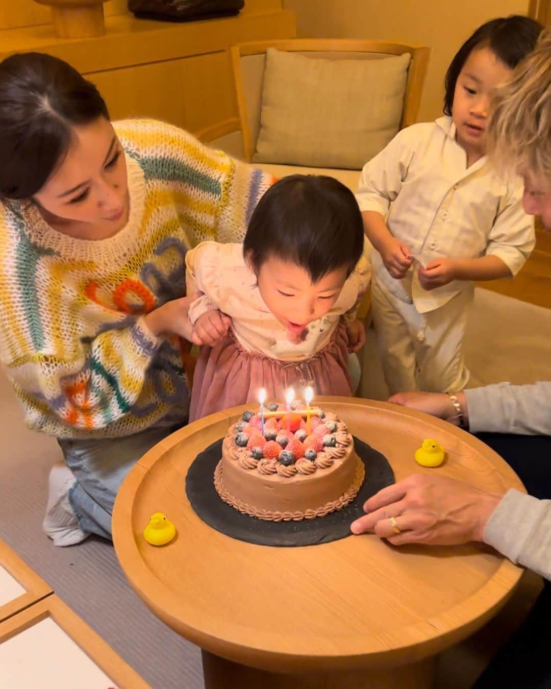 Reikaさんのインスタグラム写真 - (ReikaInstagram)「Happy 3rd birthday my princess unicorn🎂  ３年前の今日 You came into my life and changed everything 💫  #先生3歳」12月2日 20時18分 - reikamarianna