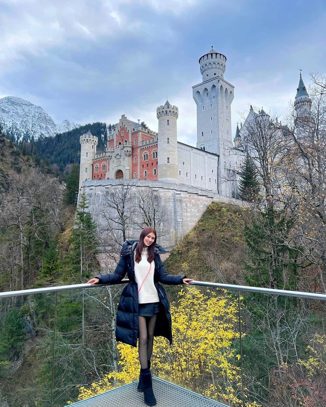 東野佑美さんのインスタグラム写真 - (東野佑美Instagram)「📍Neuschwanstein, Castle, Germany ⁡ 🏰🤍 ⁡ ⁡ ⁡ #ノイシュバンシュタイン城 #ドイツ #北欧旅行 #ヨーロッパ周遊中 #海外旅行好き」12月2日 22時18分 - yumi.higashino