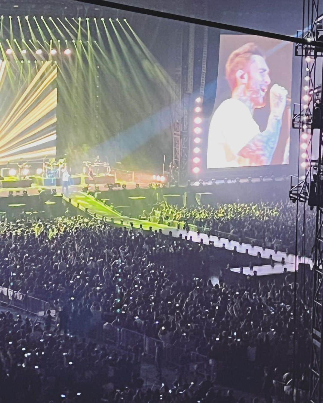 内田恭子さんのインスタグラム写真 - (内田恭子Instagram)「こんばんは。  大好きなMAROON 5!! 海外アーティストのライブ、いやライブ自体が久しぶりで大興奮。やっぱり最高！  MAROON 5 is here in Tokyo! An awesome time!!  #maroon5 #マルーン5 #ライブ #music #音楽 #内田恭子 #kyokouchida」12月3日 21時36分 - kyoko.uchida.official