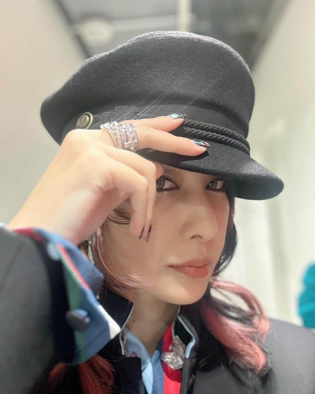 中島美嘉さんのインスタグラム写真 - (中島美嘉Instagram)「. 見てくれた方 ありがとう ございました！  #ベストアーティスト #GLAMOROUSSKY @emiliopucci #PUCCI @pupilcasket_jew @showroom_uno_inc」12月3日 23時07分 - mikanakashima_official