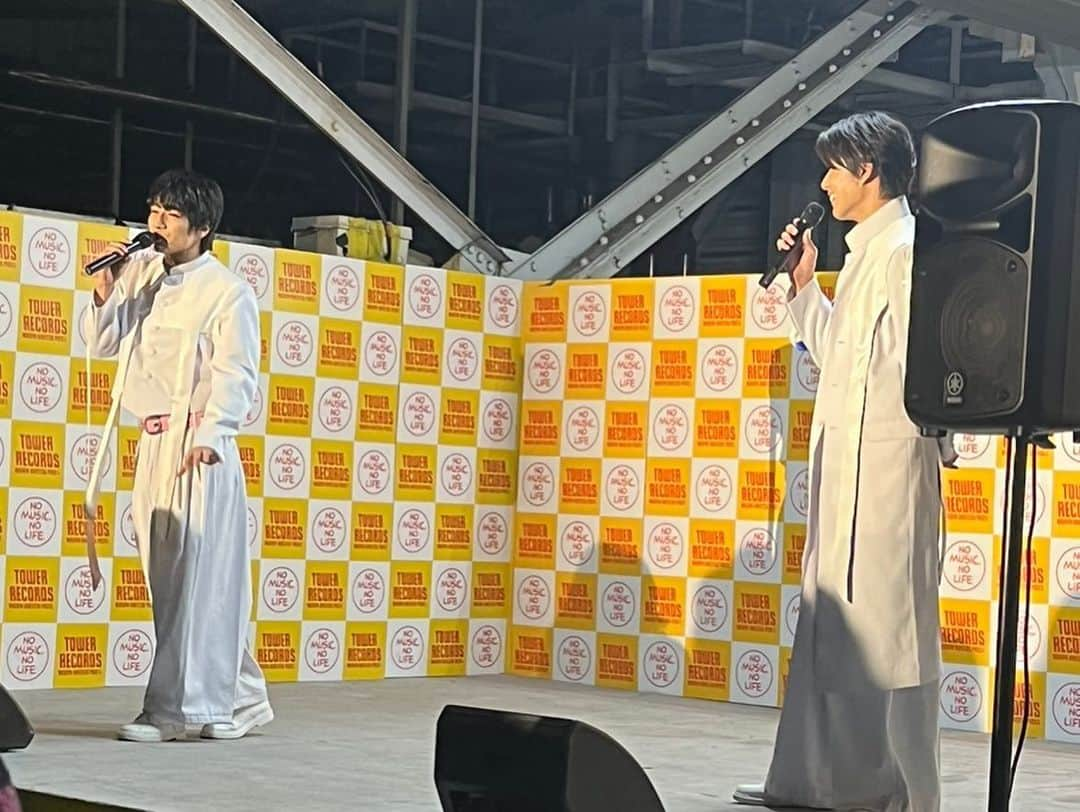 BOYS AND MENさんのインスタグラム写真 - (BOYS AND MENInstagram)「今日は‼️ 12月21日発売 『超FINE!!!』リリースイベント🥰  名古屋近鉄パッセさんにて1部2部行いました🤩  プロポーズのセリフを考えたり… 勇翔さんがずっこけた面白い話や👀笑笑  急な告知ではありましたがたくさんの方にお越しいただきありがとうございました😊‼️‼️  #ボイメン  #リリースイベント  #超fine !!! #名古屋  #近鉄パッセ」12月4日 22時03分 - boysandmen_official