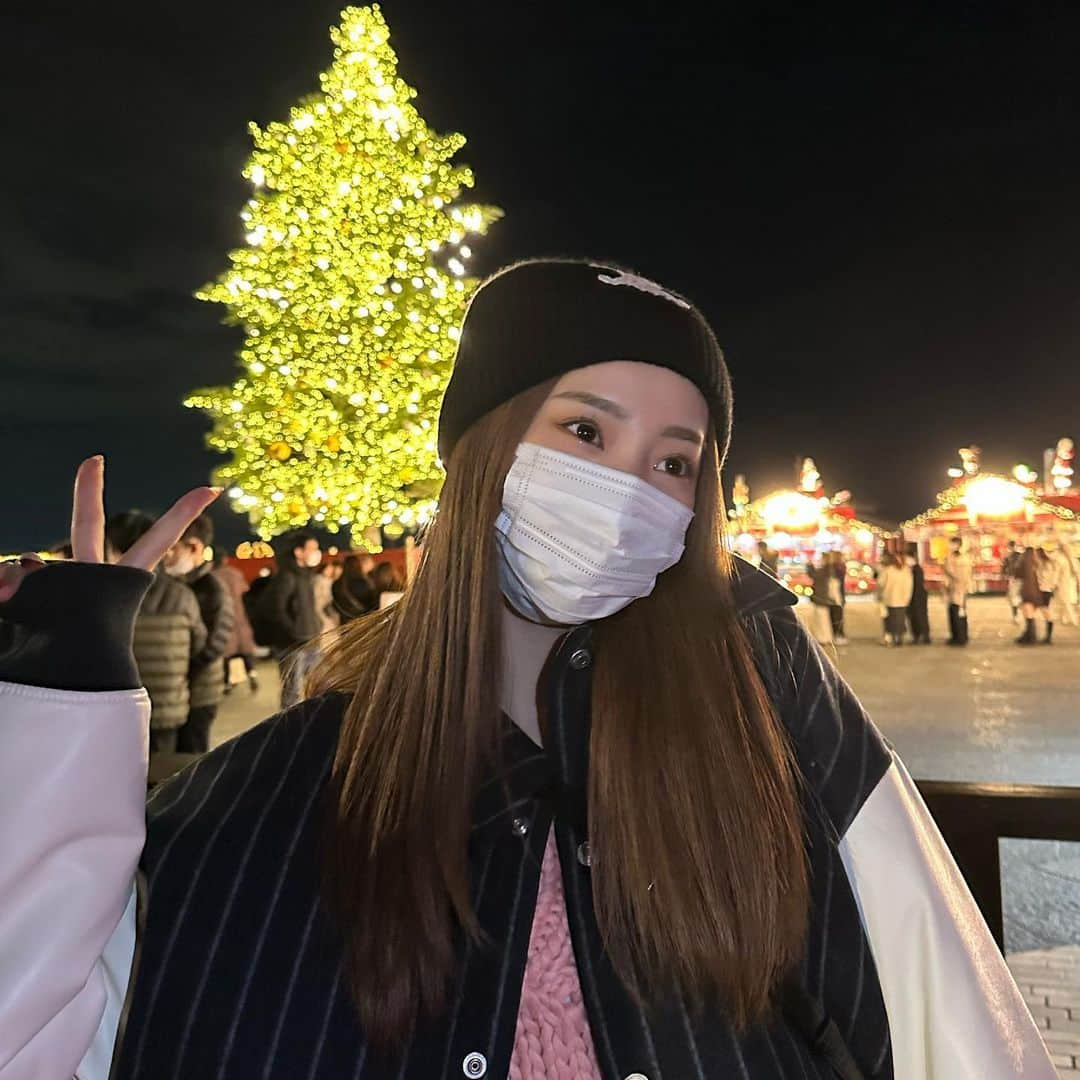 中町綾さんのインスタグラム写真 - (中町綾Instagram)「早めのクリスマス感じて来ちゃった🥰🎄 冬のみなとみらいｽｷ♡」12月5日 16時53分 - ayanakamachi