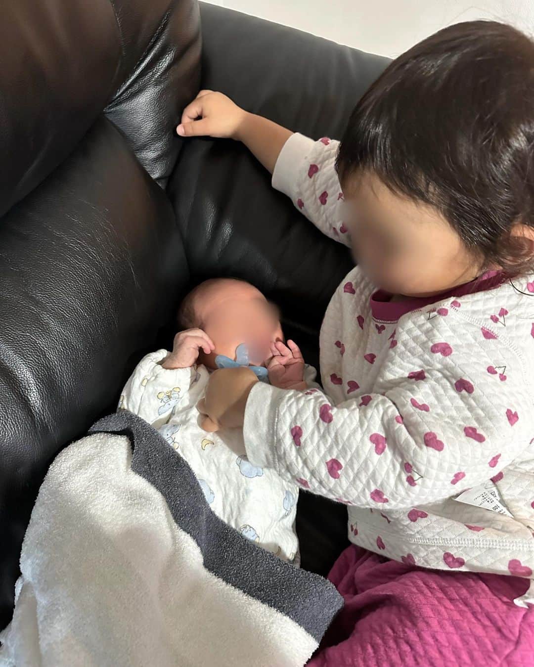 まやりんさんのインスタグラム写真 - (まやりんInstagram)「👶🏻♡⃛👧🏻」12月5日 18時35分 - mayaaa_124