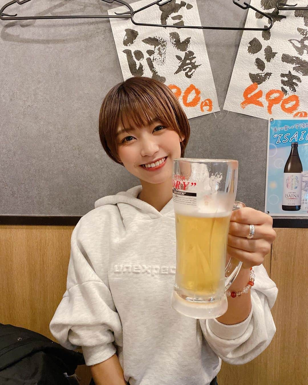 小坂田純奈さんのインスタグラム写真 - (小坂田純奈Instagram)「かんぱーい！🍺🔥  #お酒好き #お酒好き女子 #酒好き女子 #ビール好き #ビール女子 #ビール好き女子」12月5日 21時18分 - official_junata