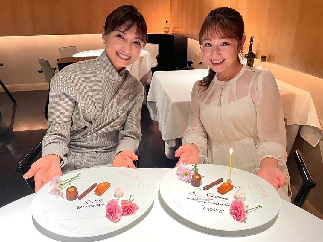 長野美郷さんのインスタグラム写真 - (長野美郷Instagram)「先日、もっちーさんとランチしました😊 遅ればせながら、ズムサタご卒業のお祝いを…♡ と思っていたら、誕生日をお祝いしていただき、ダブルプレートに🥹嬉しい✨  相変わらず 魔法のように楽しい時間が あっという間に過ぎました！🧚‍♀️ #素敵な先輩  この日はなぜか #方言 について話が盛り上がり、、 それ以来境目についてすごい考えてしまうw  #愛知 と#三重 は隣同士だけど 言葉が結構違うんですよね。 #しやんやん ←個人的にはこれが大好き♡  #望月理恵 さん　#セントフォース #ありがとうございました💓  #可愛い三重弁  この日も時間が足りやんやん！」12月5日 22時17分 - misato_nagano_1127