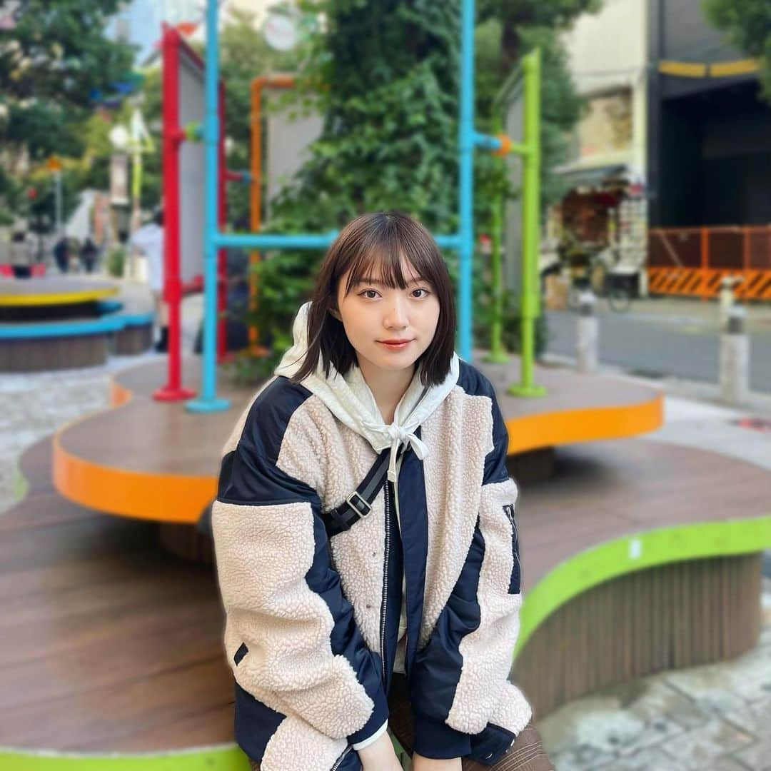 太田夢莉さんのインスタグラム写真 - (太田夢莉Instagram)「まねさんにだいぶ前に撮ってもらったのに載せるのを忘れていました。全身 @uggjapan です🦖アパレルも靴も本当にかわいいどストライクです🦖  もうすぐ1年間で1番好きなクリスマス🎅🏻」12月7日 20時37分 - yustagram12