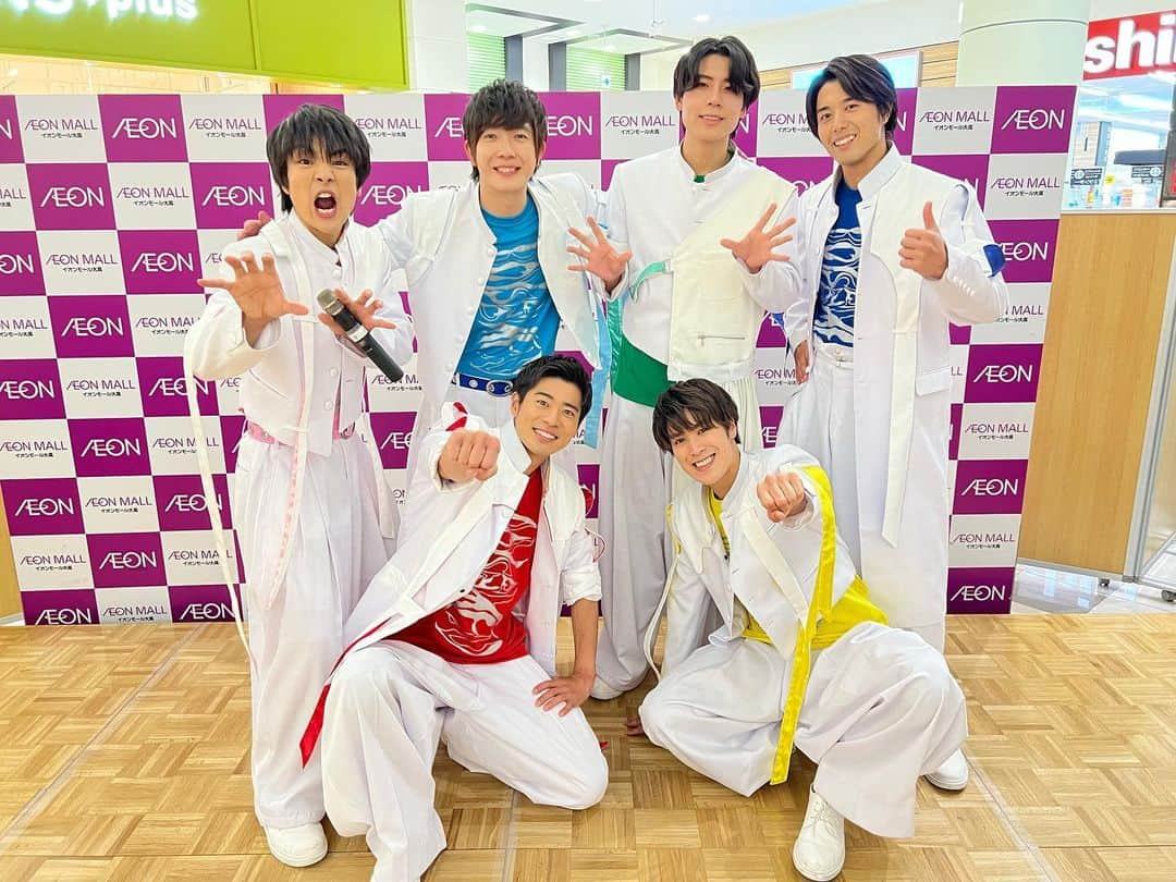 BOYS AND MENさんのインスタグラム写真 - (BOYS AND MENInstagram)「イオンモール大高店さんにて19時から6人全員で❗️ 2022年12月21日発売 『超FINE!!!』リリースイベント😎❤️‍🔥  楽しんでいただけましたでしょうか❓ リリース日が近づいてきておりますが！！ これからも一つ一つ大切に過ごしていきたいなと思います🔥🔥🔥 本日はお越しくださりありがとうございました🥳🌟  #ボイメン  #リリースイベント  #超fine !!! #イオンモール大高」12月7日 21時42分 - boysandmen_official