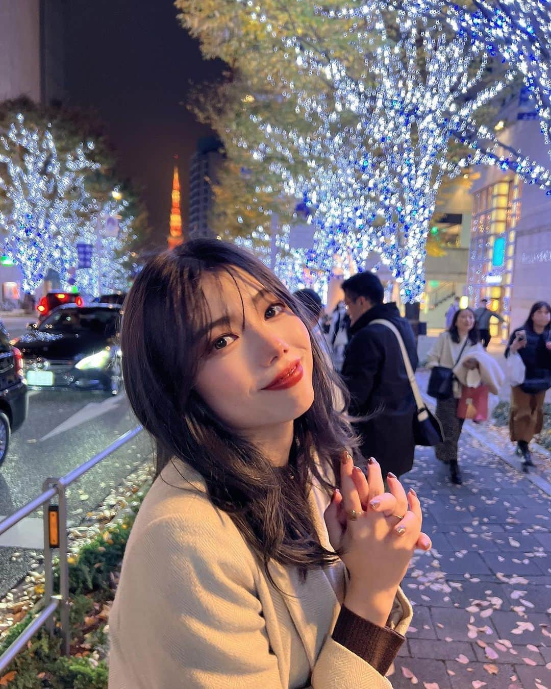 波田妃奈さんのインスタグラム写真 - (波田妃奈Instagram)「東京タワーかぶってみた🧑‍🎄🤍  #サンタ #東京タワー  #イルミネーション #六本木イルミネーション2022  #クリスマス  #けやき坂  #christmas  #illumination  #roppongi #角タワー #🦄」12月7日 22時50分 - hina__fitness