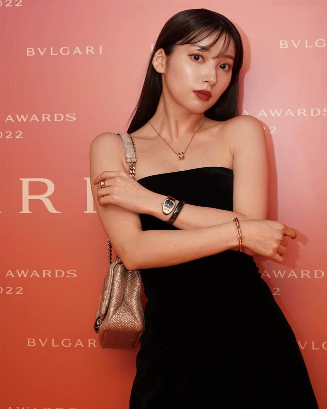 谷川菜奈さんのインスタグラム写真 - (谷川菜奈Instagram)「@bulgari  ブルガリ アウローラ アワード授賞式に出席しました✨  創造性と知性、才能にあふれた、今もっとも輝く女性たちとその活動を称賛し支援するアワード、とっても素敵で美しい空間時間でした！  私も強く美しい女性でありたいです😌  #Bulgari#InspiringWomen#Avroraawards」12月8日 21時02分 - pechi.130