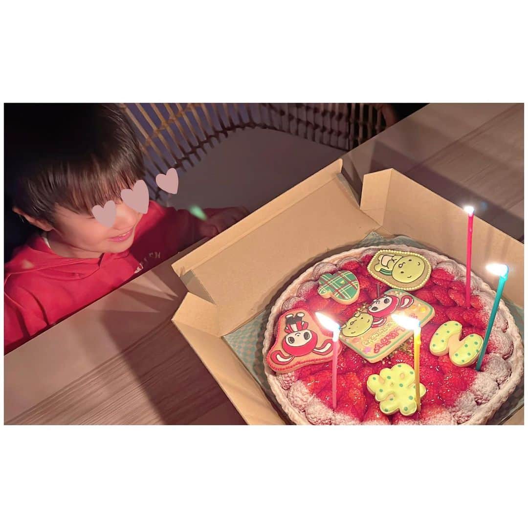 辻希美さんのインスタグラム写真 - (辻希美Instagram)「今日は幸空の４歳のお誕生日を家族でお祝いしました🎂💕"  幸空が大好きなまいぜんシスターズ尽くしのbirthdayに…🎂💕  良ければブログをご覧下さい❤️  こあしゃんお誕生日おめでとう☺️💕💕✨" 大好きだょ❤️✨✨」12月8日 23時09分 - tsujinozomi_official