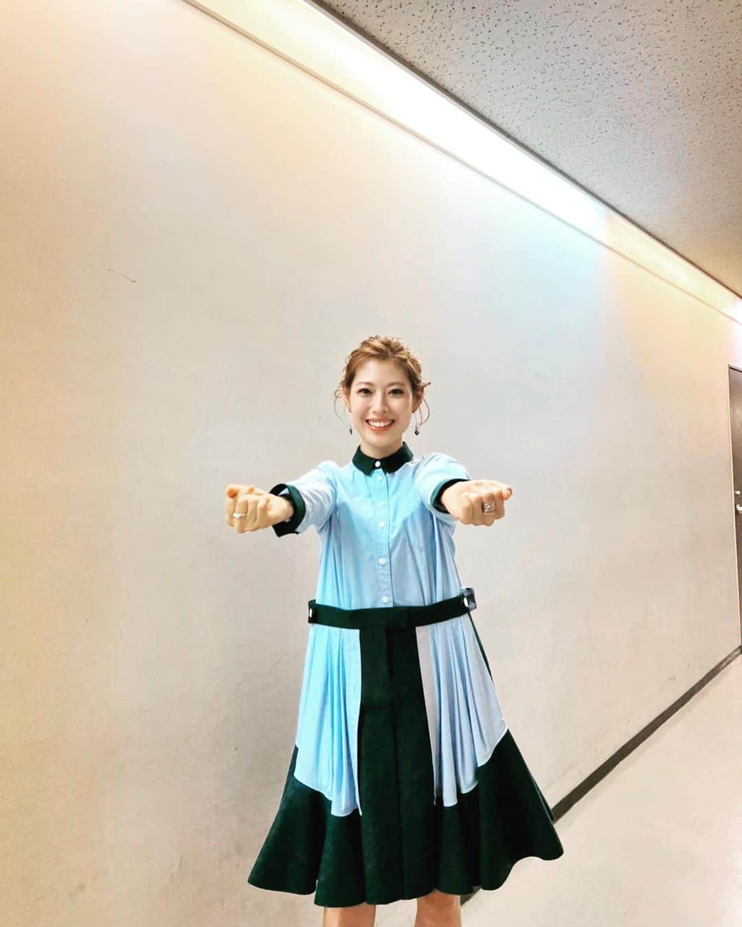 瀧本美織さんのインスタグラム写真 - (瀧本美織Instagram)「ミキプルーンイベント@名古屋 ありがとうございました！ あたたかく迎えてくださり感謝です✨  earrings  @sharoy_ma ring  @roughntumble_mine @plafu77  指輪の新しい見せ方を発見😀  大好きな、でも何年ぶりだろう！ 味仙へ❤️‍🔥 辛過ぎたぁ〜けどおいしかった😋 年々、ビールが好きになります🍻   #ミキプルーン」12月10日 10時45分 - mioritakimoto_official