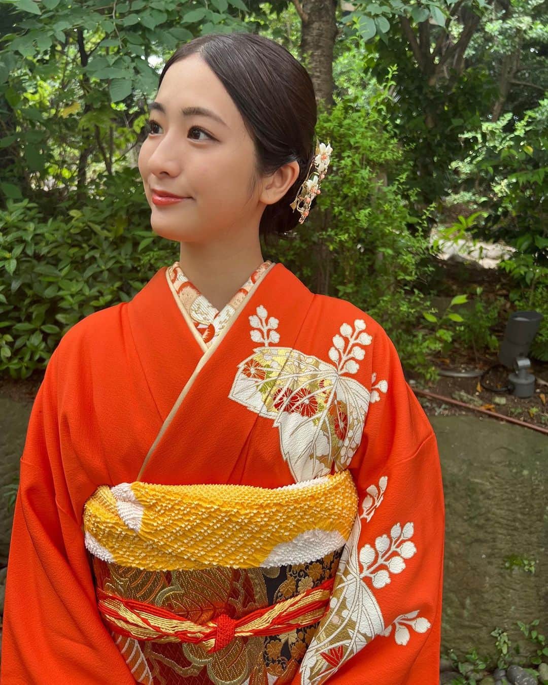 田村真子さんのインスタグラム写真 - (田村真子Instagram)「👘  今年も仕事で振袖を着ることができそうでうれしいなぁと思っていたら、今年の6月に着た写真をあげるのを忘れていたことに気づきました💦笑 とても楽しくてしあわせで思い出溢れた日でした🌿✨」12月10日 13時56分 - tamura_mako_
