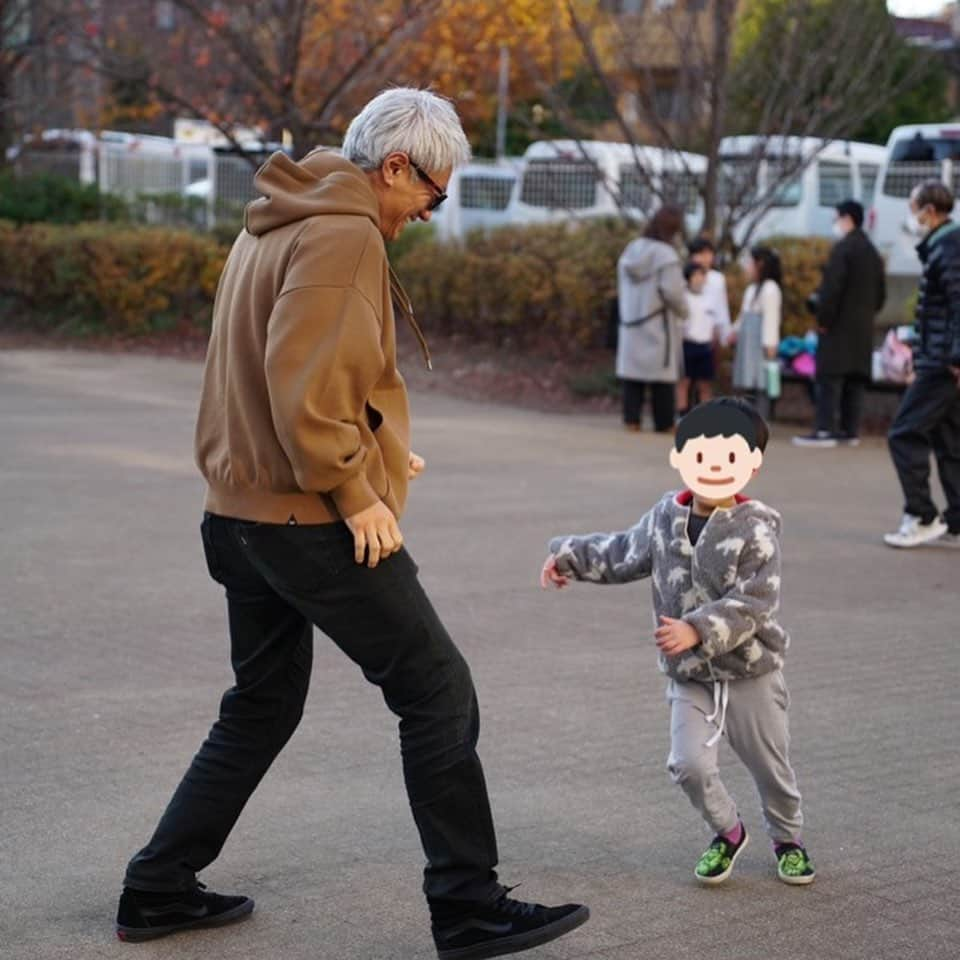 押尾学さんのインスタグラム写真 - (押尾学Instagram)「✨👨‍👦✨ #fatherandson  📷 @nagi_kobayashi」12月11日 22時16分 - manabuoshio_official