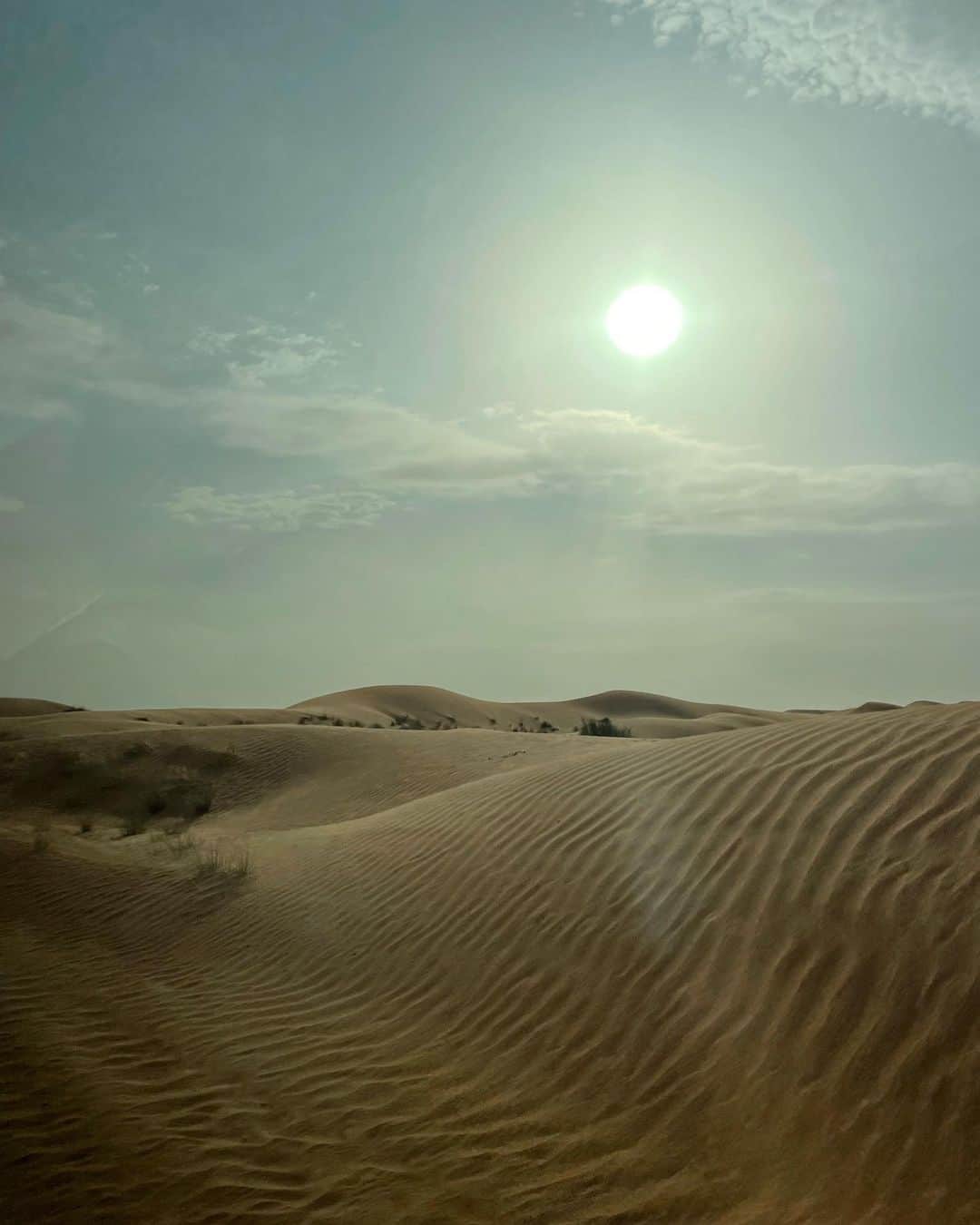 鈴木愛美さんのインスタグラム写真 - (鈴木愛美Instagram)「: 𝔻𝕦𝕓𝕒𝕚 𝕞𝕖𝕞𝕠𝕣𝕚𝕖𝕤🐫🏜  砂漠のドライブめちゃくちゃ 楽しすぎた❤️💕 最高の思い出♡また行きたいっ♡  #Dubai」12月12日 13時15分 - x.manya.x