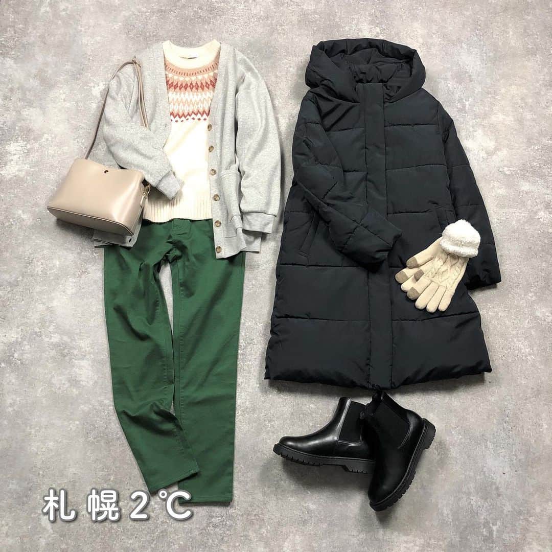ハニーズ公式さんのインスタグラム写真 - (ハニーズ公式Instagram)「札幌・仙台・東京の12月の平均気温を参考にしたおすすめ暖かスタイルをご紹介 『ファイバーダウンコート』￥5980 ・673044811543 『Vネックカーデ』￥2480 ・685012786147 『求心柄クルーネック』￥2480 ・646031111748 『暖カラースキニー70丈』￥2980 ・573071055246 『ボア付折返しケーブル手袋』￥1480 ・241160826091 『軽量両あおりショルダー』￥2480 ・237121826497 『軽量サイドゴアブーツ』￥3280 ・266134825342 『リブブルゾン』￥4980 ・559042813346 『アーガイル柄ニット』￥2680 ・533031114248 『チュールスカート』￥3480 ・534024858442 『マルチミニショルダー』￥2280 ・237121788597 『1200D裏起毛タイツ』￥1980 ・270124824049 『ストレッチブーツ』￥3280 ・235134795642 『ボアノーカラージャケット』￥2980 ・685044815349 『裏起毛ゆるロゴトップス』￥1980 ・654011776041 『あったかナロースカート』￥2280 ・685023856846 『ニットストール』￥1980 ・241133803091 『ミニボストンBag』￥2680 ・272121798096 『ヒールロングブーツ』￥4480 ・266134796448 スワイプ＆写真をタップで商品ページをcheck☑  商品ページにとべないアイテムはプロフィールページのURLからご覧ください →@honeysofficial  #アウタースタイル #気温別 #地域別 #あったかスタイル #あったかコーデ #着こなし #おすすめ #Honeys #ハニーズ #fashion #R_fashion #ootd #プチプラ #高見え #置き画 #置き画くら部 #今日のコーデ #きょコ #ハニパト #ハニーズ購入品 #緑コーデ #推しカラー #推し活 #札幌 #仙台 #東京」12月12日 17時24分 - honeysofficial
