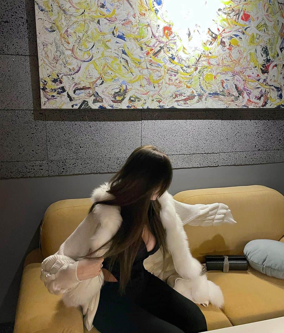 Choi Somiさんのインスタグラム写真 - (Choi SomiInstagram)「#글랜더 #glander 🐈‍⬛🖤」12月12日 22時26分 - cxxsomi