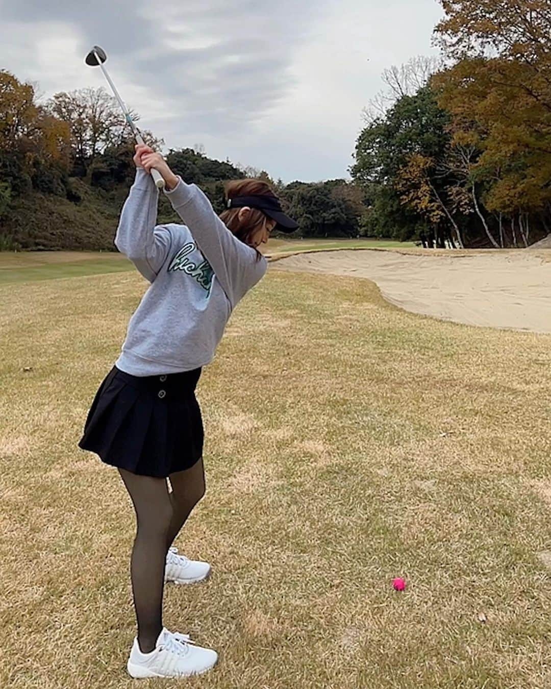 ひちゃんさんのインスタグラム写真 - (ひちゃんInstagram)「たまーに直ドラですか？⛳️🏌️‍♀️ って聞かれます😂✨」12月13日 16時54分 - hichan_golf