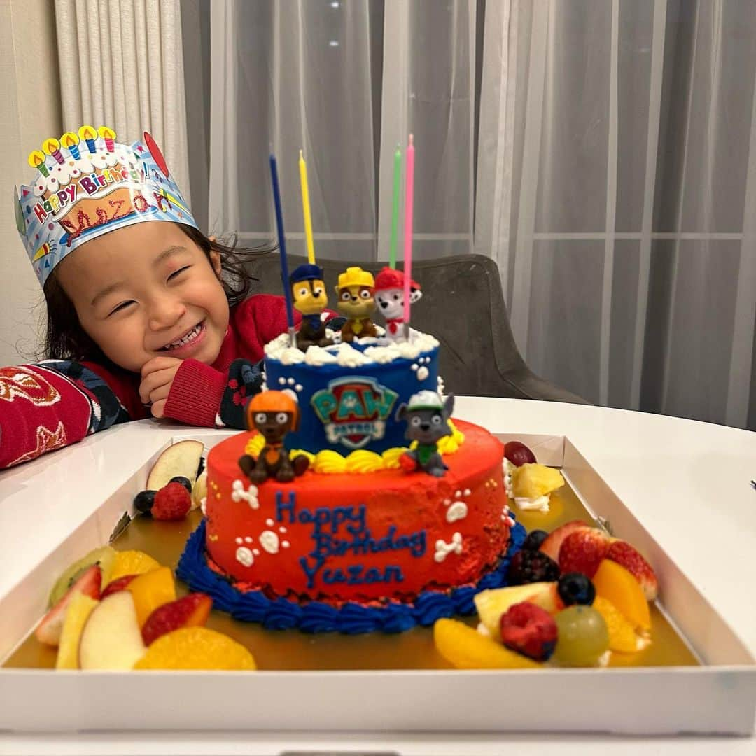 黒木啓司さんのインスタグラム写真 - (黒木啓司Instagram)「BABY YUZAN #happybirthday🌈🎂」12月14日 0時00分 - keiji_papa_