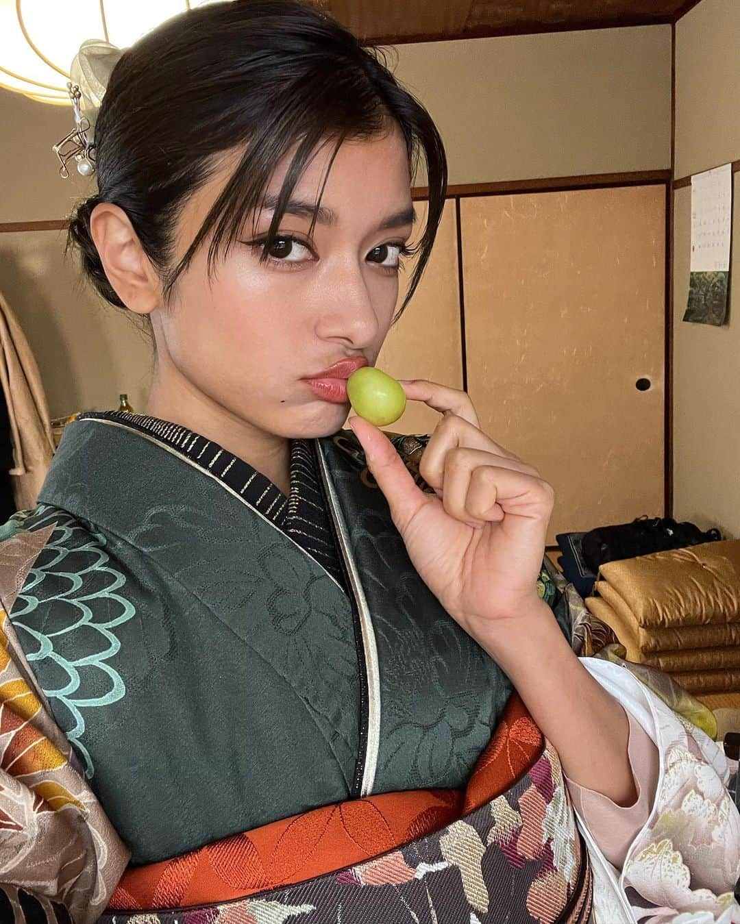 ローラさんのインスタグラム写真 - (ローラInstagram)「My beautiful memories in Kyoto🇯🇵☺️♥️ 京都では、私が10年以上ずっと一緒にお仕事をしているお着物ウライさんと撮影をしたり、いろいろなお寺や神社に訪れて日本の美しい文化をたくさん感じたよ🤲⛩」12月14日 6時35分 - rolaofficial