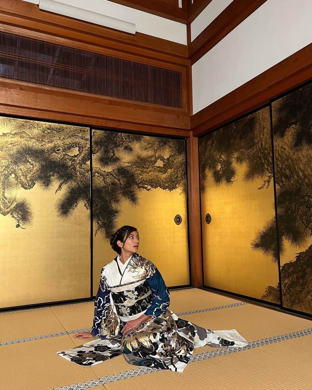 ローラさんのインスタグラム写真 - (ローラInstagram)「My beautiful memories in Kyoto🇯🇵☺️♥️ 京都では、私が10年以上ずっと一緒にお仕事をしているお着物ウライさんと撮影をしたり、いろいろなお寺や神社に訪れて日本の美しい文化をたくさん感じたよ🤲⛩」12月14日 6時35分 - rolaofficial