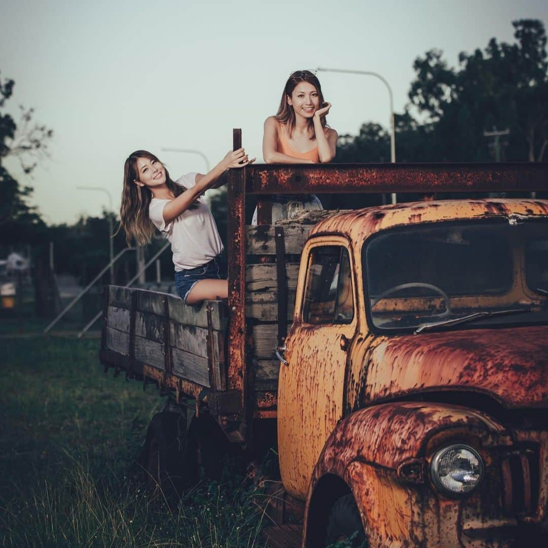 市原彩花さんのインスタグラム写真 - (市原彩花Instagram)「車との写真はいまだに得意✌️ 一番しっくりくる📸  そしてレースクイーン時代よりもスタイル良くなってる✌️ 好きなように生きてるからストレスフリー😚✈️ 明後日からバリ島🏝 もちろんLCCでリュックだけで行く😁  👇オーストラリアで写真お願いするなら @mario_cairns   #ケアンズ#ケアンズ大好き#Cairns#ケアンズ旅行#ケアンズ観光#cairnstravel#australia#オーストラリア#australiagram#australiatravel#australiatrip#オーストラリア旅行#オーストラリア観光#海外旅行#レースクイーン#モデル#model#japanesegirl#japanesemodel#asianmodel」12月14日 17時50分 - ayaka_ichihara