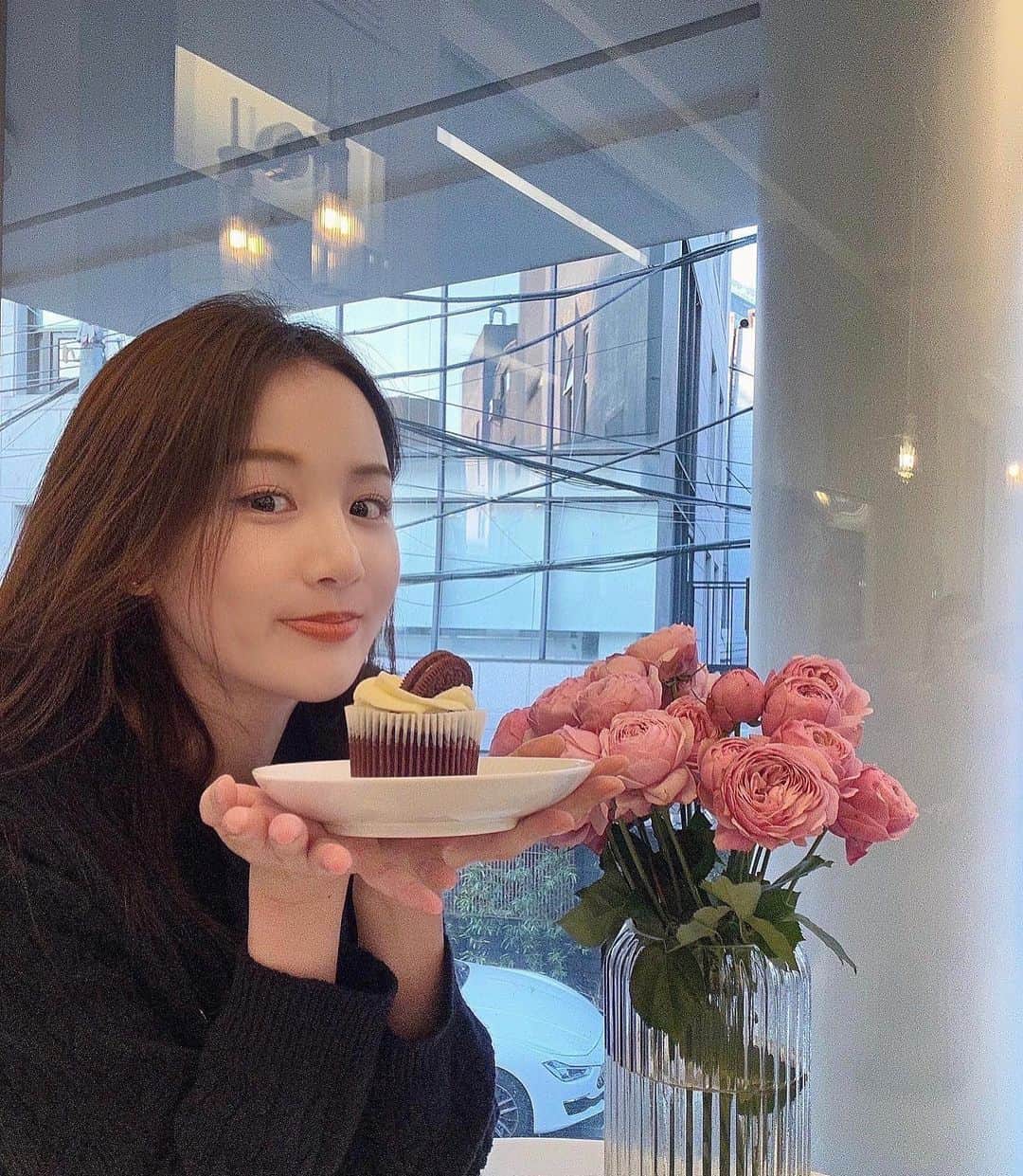 スルギさんのインスタグラム写真 - (スルギInstagram)「🌷🤍😘」12月14日 19時05分 - lovee_seul