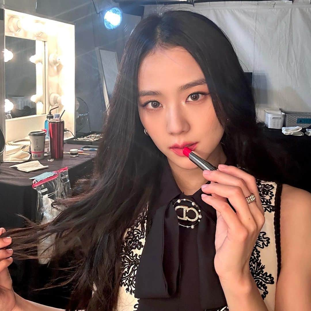 ジスさんのインスタグラム写真 - (ジスInstagram)「night in paris with my #031 @diorbeauty ♥️」12月15日 6時29分 - sooyaaa__