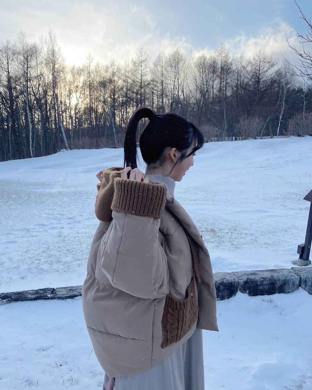小栗有以さんのインスタグラム写真 - (小栗有以Instagram)「12月初の雪🧤❄️ さぶいけど綺麗~~  #群馬県 #雪」12月16日 20時50分 - yuioguri_1226