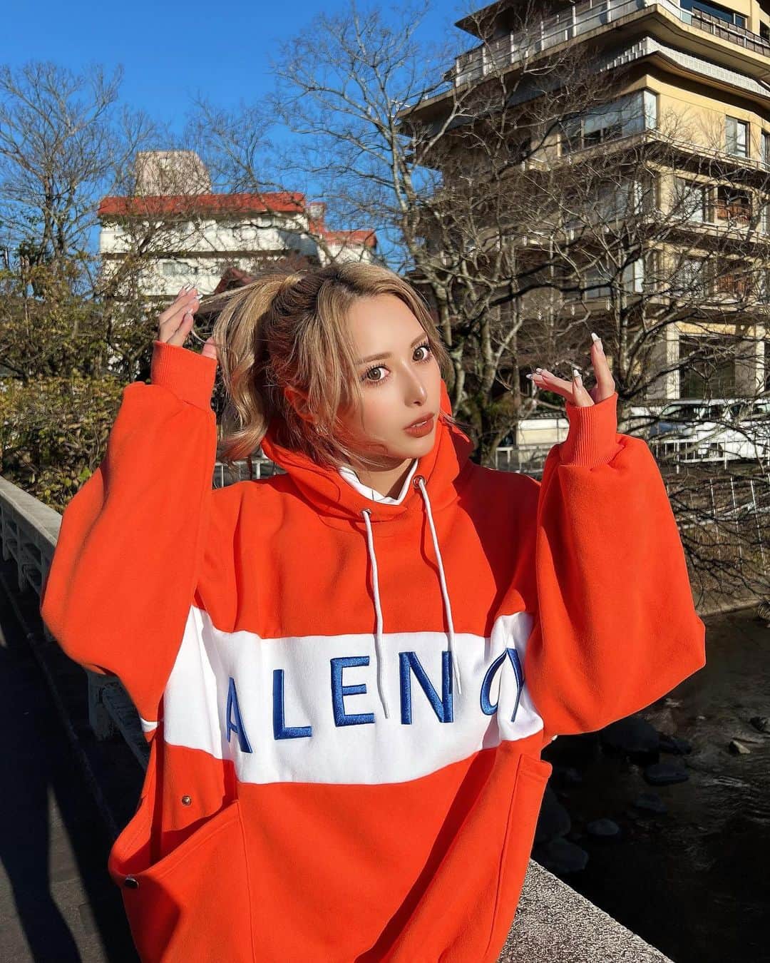 甲村仁絵さんのインスタグラム写真 - (甲村仁絵Instagram)「ALENCYオレンジ可愛すぎ🍊  #ALENCY」12月17日 23時36分 - hitoe_style