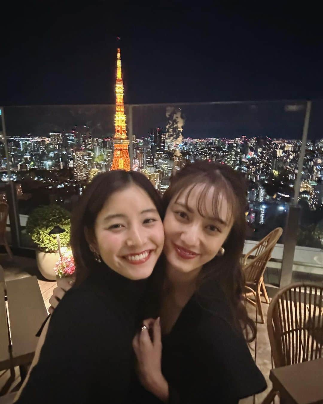 新木優子さんのインスタグラム写真 - (新木優子Instagram)「誕生日前夜祭&カウントダウンは 大好きなまりちゃんと過ごしました☺️❤️♡ 今年も幸せな日にしてくれて本当に感謝です❤️  おばあちゃんになっても、お祝いはよろしくお願いします☺️❤️？笑  タグ付けはいつもの場所☺️♡🐽」12月17日 23時53分 - yuuuuukko_