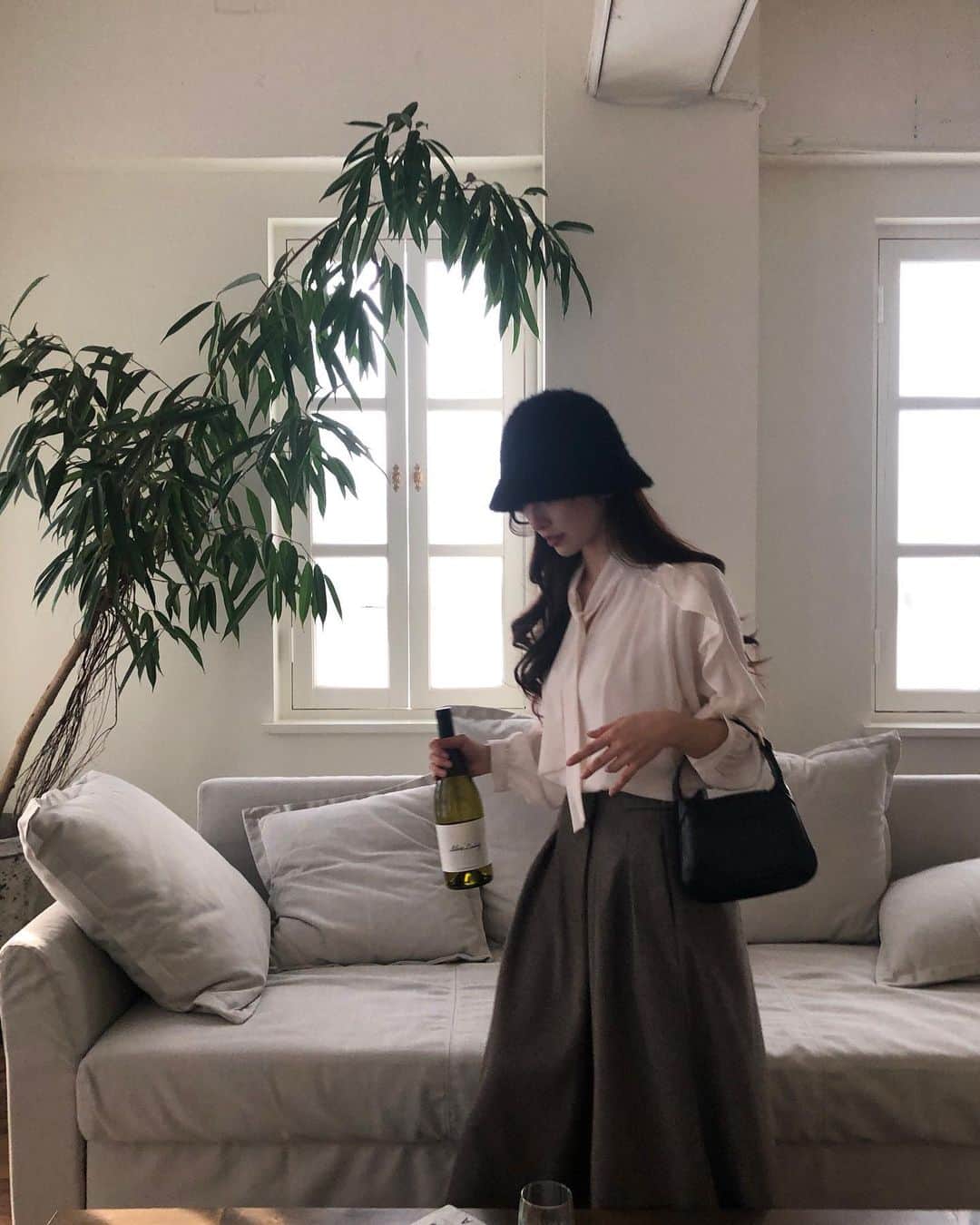 キム・ナヒさんのインスタグラム写真 - (キム・ナヒInstagram)「다가오는 중요한 날들에 어울릴 제품들로 꾸려온 이번 업데이트 🧸🎁  Comely u 사이트에 오픈 완료! @comelyu_official」12月20日 20時12分 - knhs2