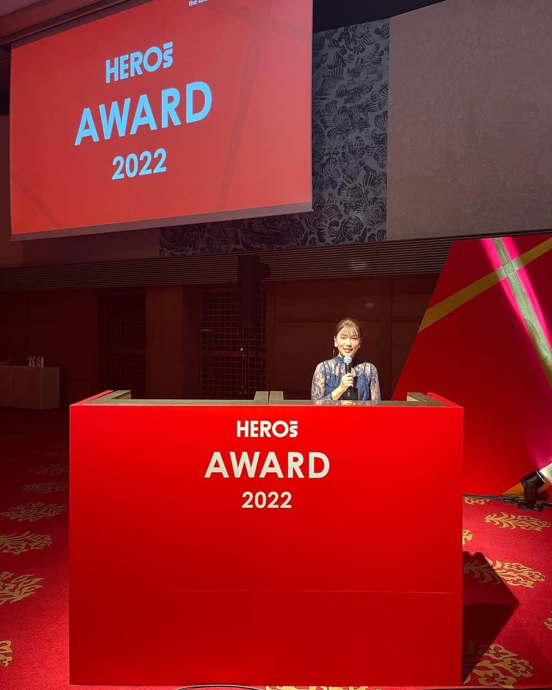 本田朋子さんのインスタグラム写真 - (本田朋子Instagram)「日本財団『HERO's AWARD 2022』の司会進行をハリー杉山さん　@harrysugiyama と共に務めさせていただきました！  素晴らしい社会貢献活動の数々を表彰。 社内課題解決に奔走するアスリートやアーティストの方々の活動に触れ、想うだけでなくアクションすることの大切さを再確認いたしました。  そして、森山直太朗さんの歌唱にも惚れ惚れ♡  素敵な時間を共有させていただき、ありがとうございました！  #heros #herosaward #日本財団」12月21日 20時55分 - tomoko_honda_official_phonics
