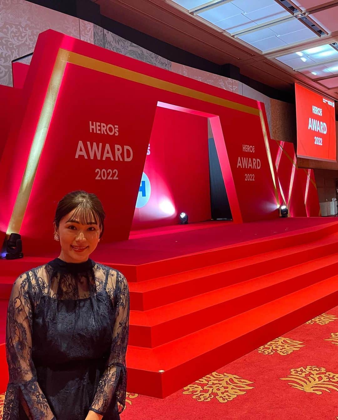 本田朋子さんのインスタグラム写真 - (本田朋子Instagram)「日本財団『HERO's AWARD 2022』の司会進行をハリー杉山さん　@harrysugiyama と共に務めさせていただきました！  素晴らしい社会貢献活動の数々を表彰。 社内課題解決に奔走するアスリートやアーティストの方々の活動に触れ、想うだけでなくアクションすることの大切さを再確認いたしました。  そして、森山直太朗さんの歌唱にも惚れ惚れ♡  素敵な時間を共有させていただき、ありがとうございました！  #heros #herosaward #日本財団」12月21日 20時55分 - tomoko_honda_official_phonics