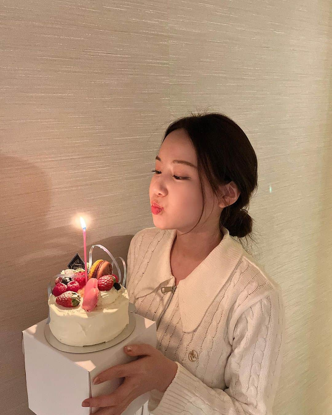 スルギさんのインスタグラム写真 - (スルギInstagram)「도쿄에서 보낸 생일🎂❤️ 축하해주셔서 감사합니당」12月21日 21時23分 - lovee_seul